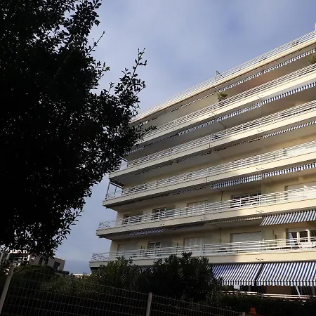 Le Palais Du Tropique Vue 5e Etage Avec Ascenseur 아파트 주앙레핑